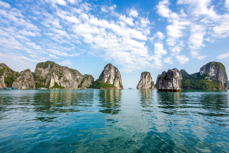 Halong Bay Vietnam Laos Reiseroute 2 Wochen
